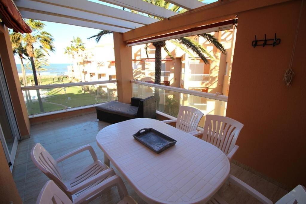 Flamingo 21 By Homeprive Denia Rom bilde